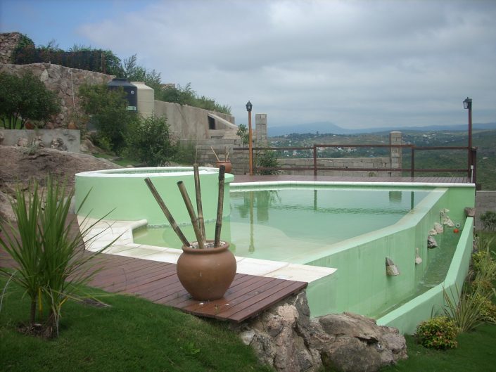 Construcción de Piletas con borde infinito - Villa Carlos Paz